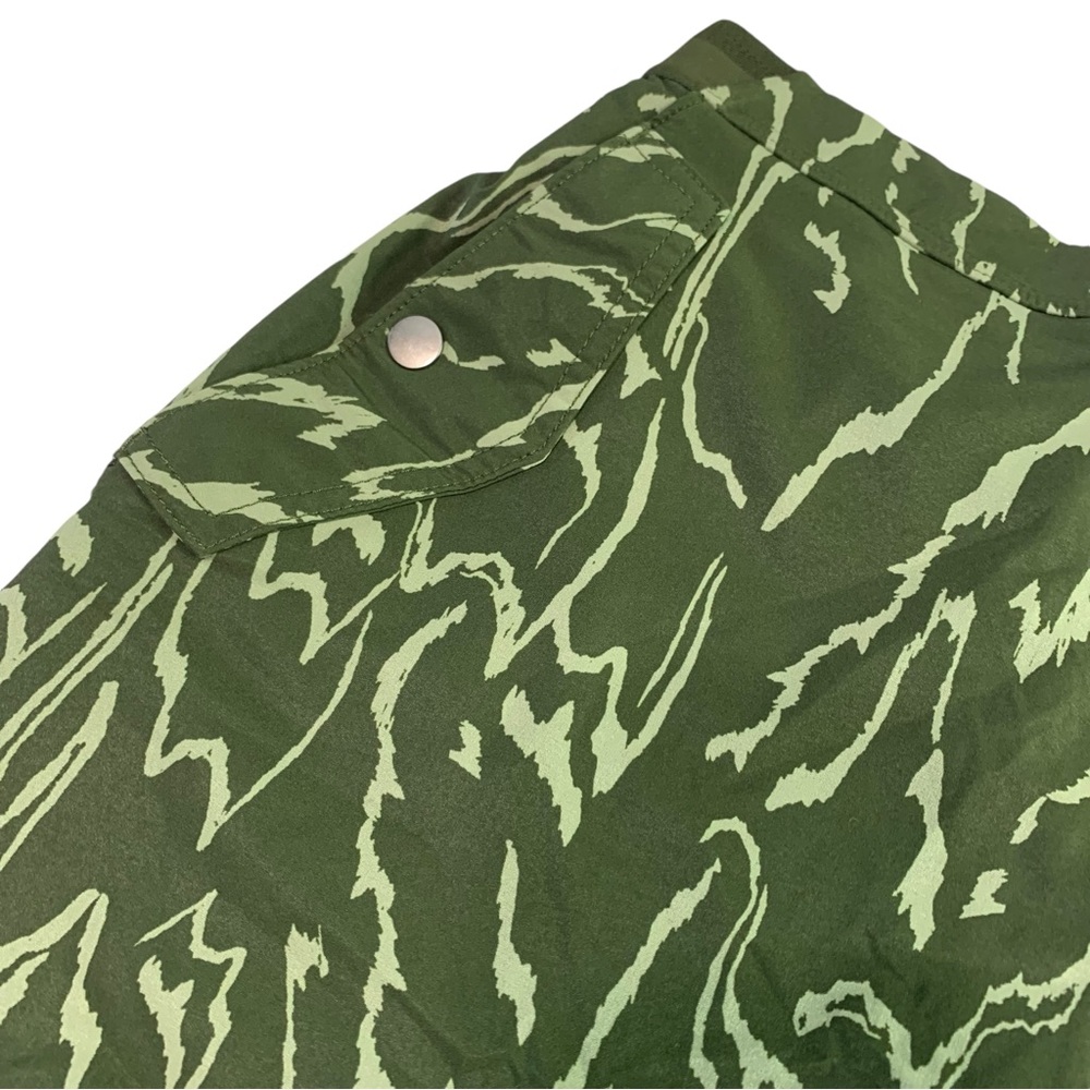 ATHLETA Green Camo 4 Pocket Skort Sz 12 - Picture 5 of 8